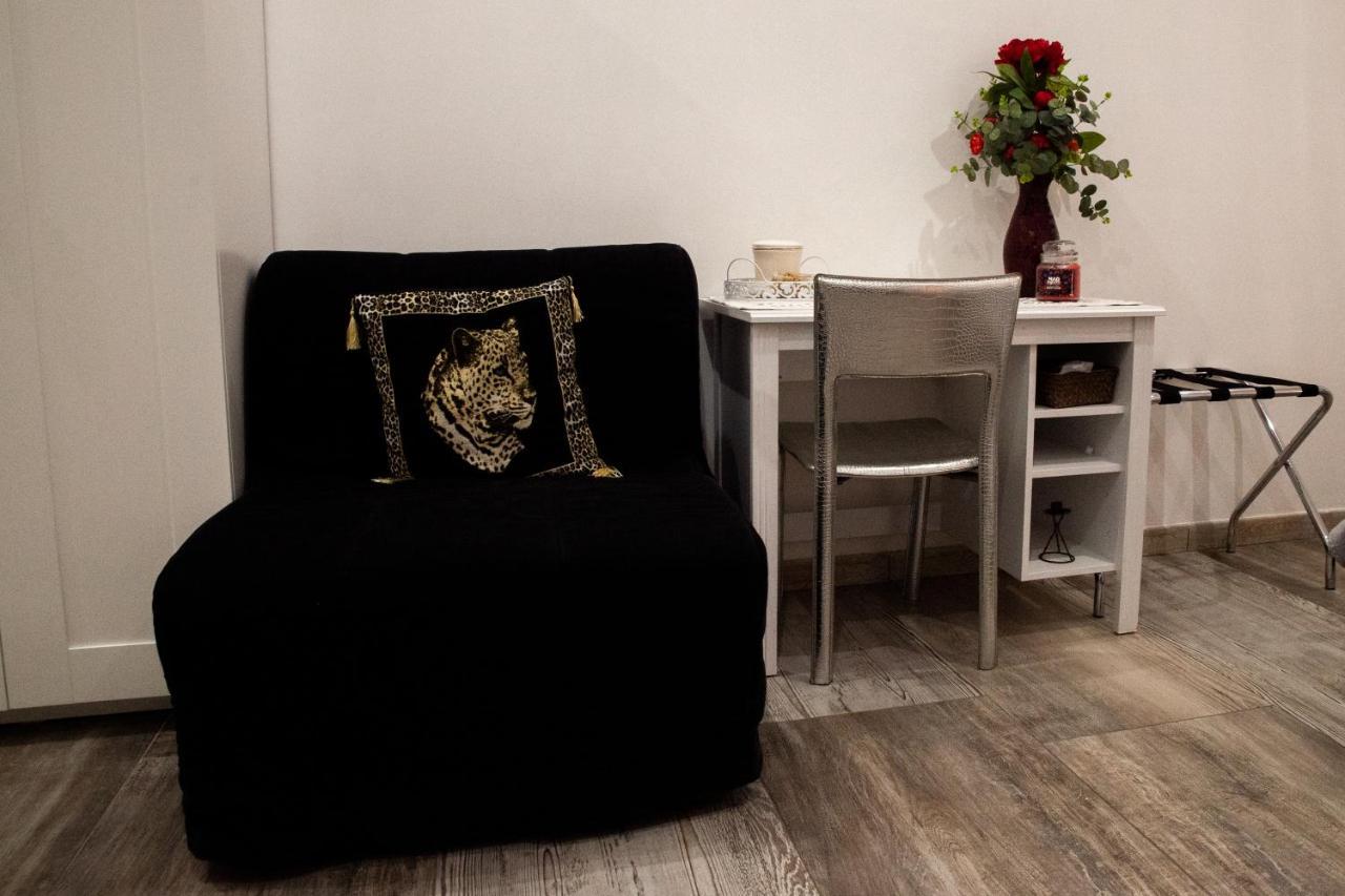 Aleandre Bed and Breakfast Foggia Buitenkant foto